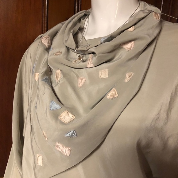Taupe women blouse with scarf - Picture 2 of 5